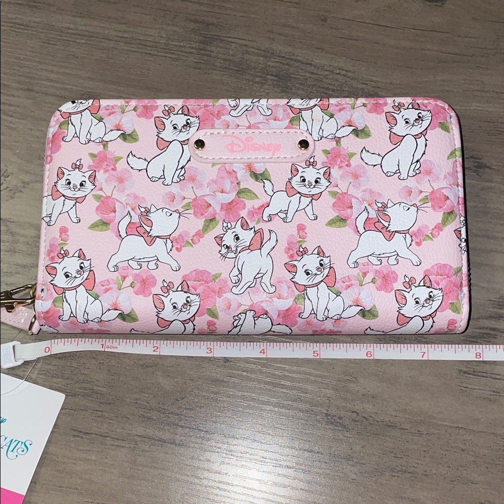 Disney Pink Marie Cat Wristlet Wallet - Picture 5 of 6